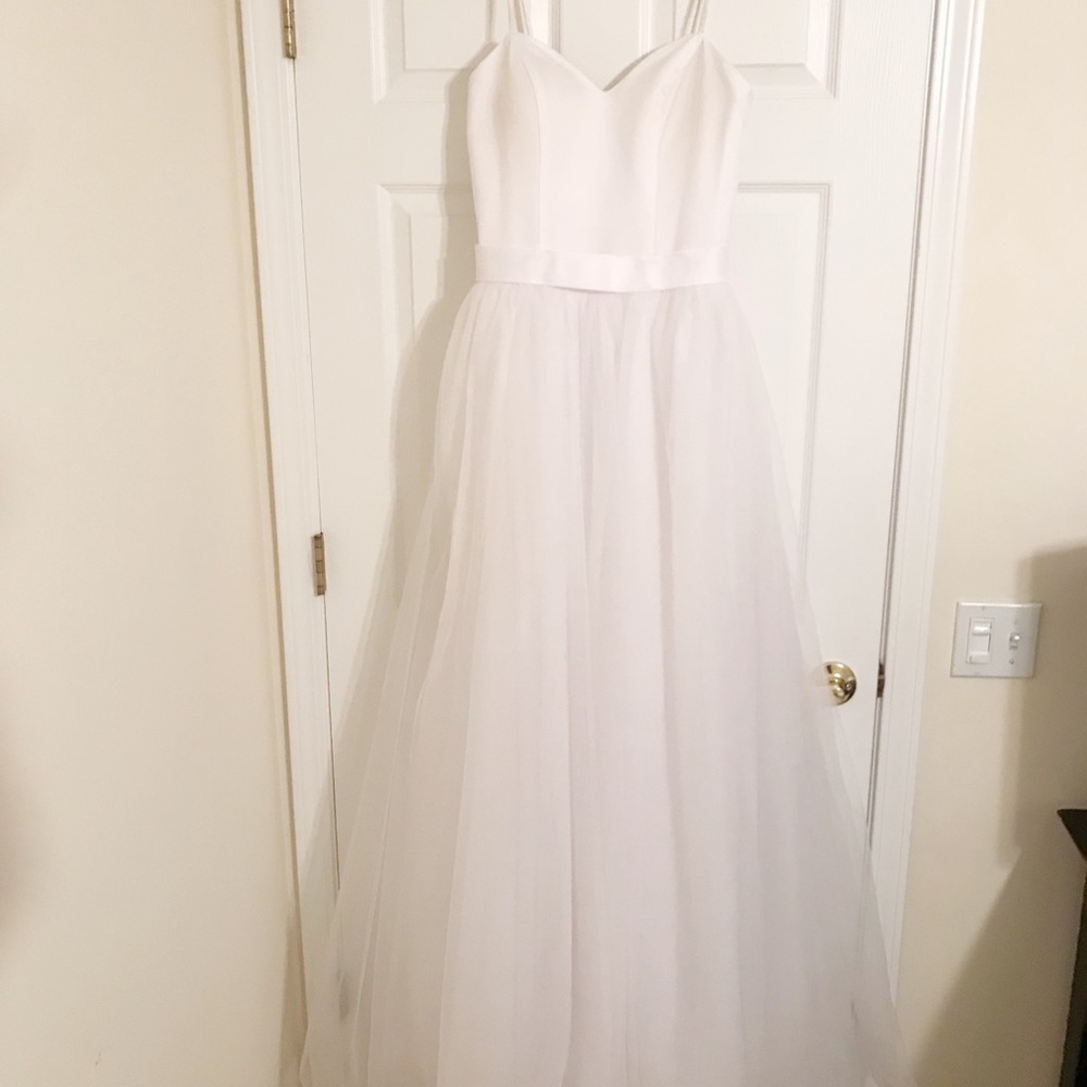 Wedding Dress Size 6/8 - Picture 2 of 3